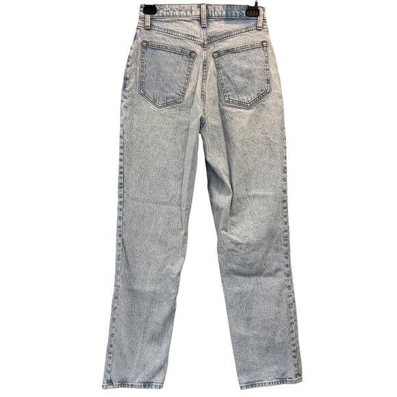 Abercrombie & Fitch Curve Love Ultra High Rise 90s Straight Jean - Picture 3 of 5